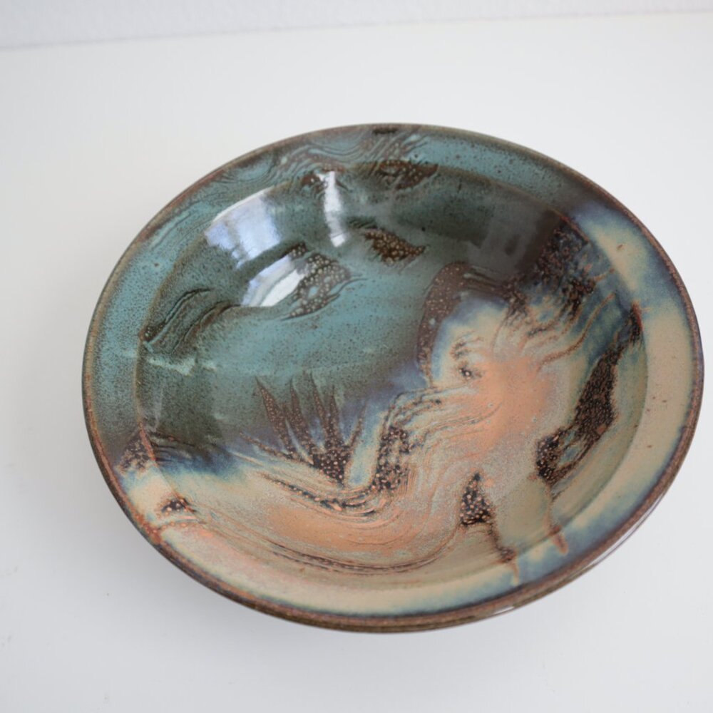 Studio Art Pottery Medium Bowl Signed Dewey